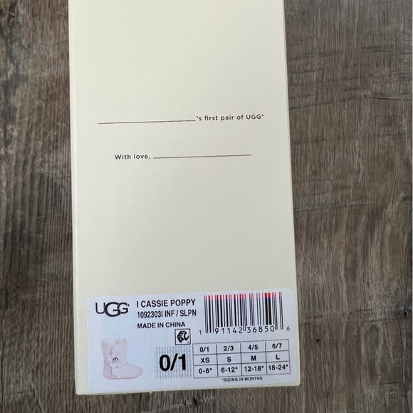 0-6 Month Pink Ugg booties - Picture 4 of 5